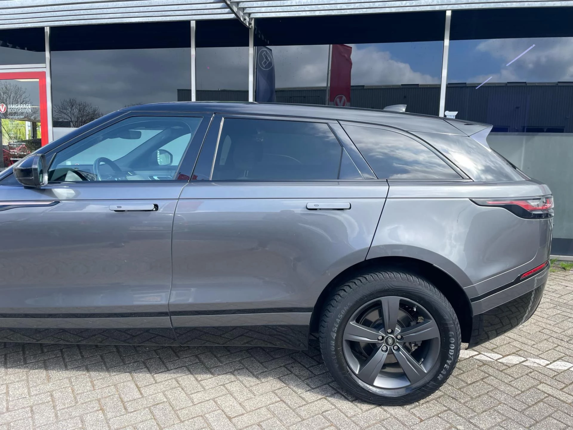 Hoofdafbeelding Land Rover Range Rover Velar