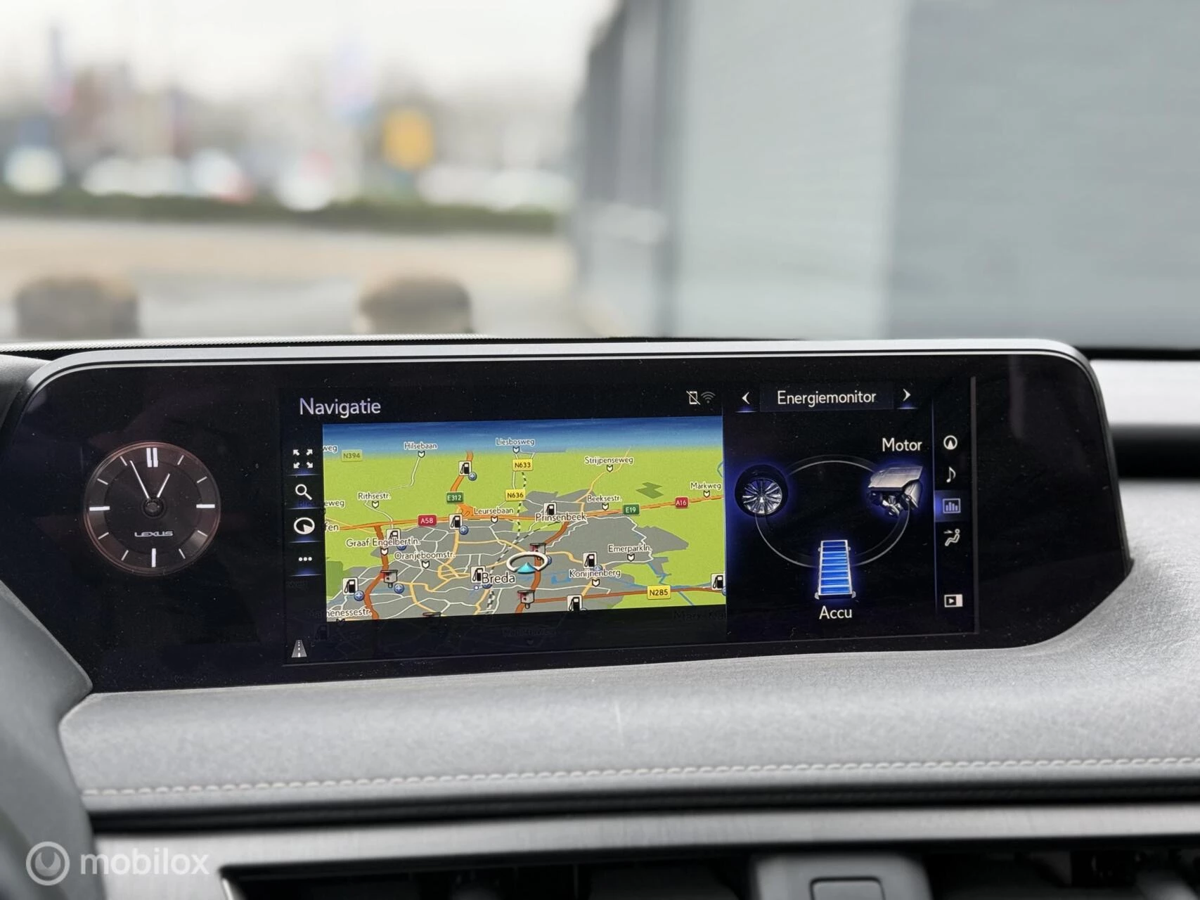 Hoofdafbeelding Lexus UX