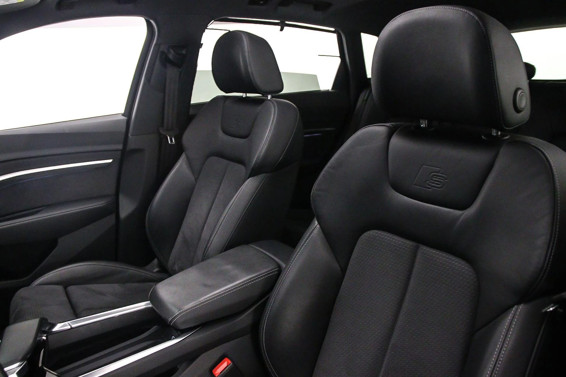 Hoofdafbeelding Audi Q8 e-tron