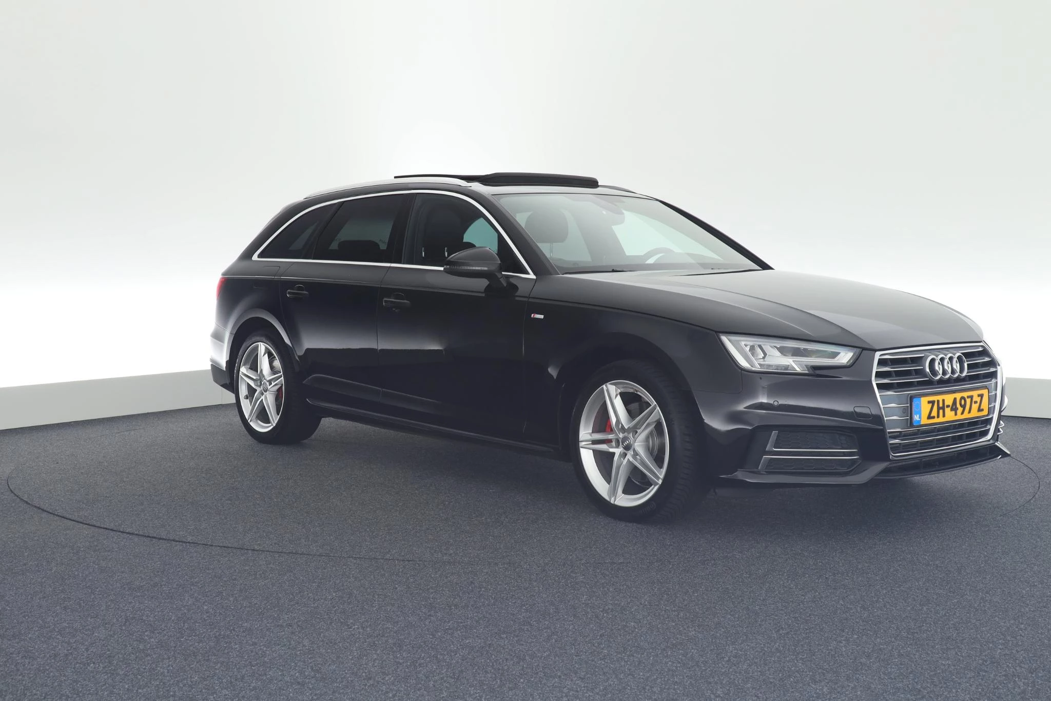 Hoofdafbeelding Audi A4