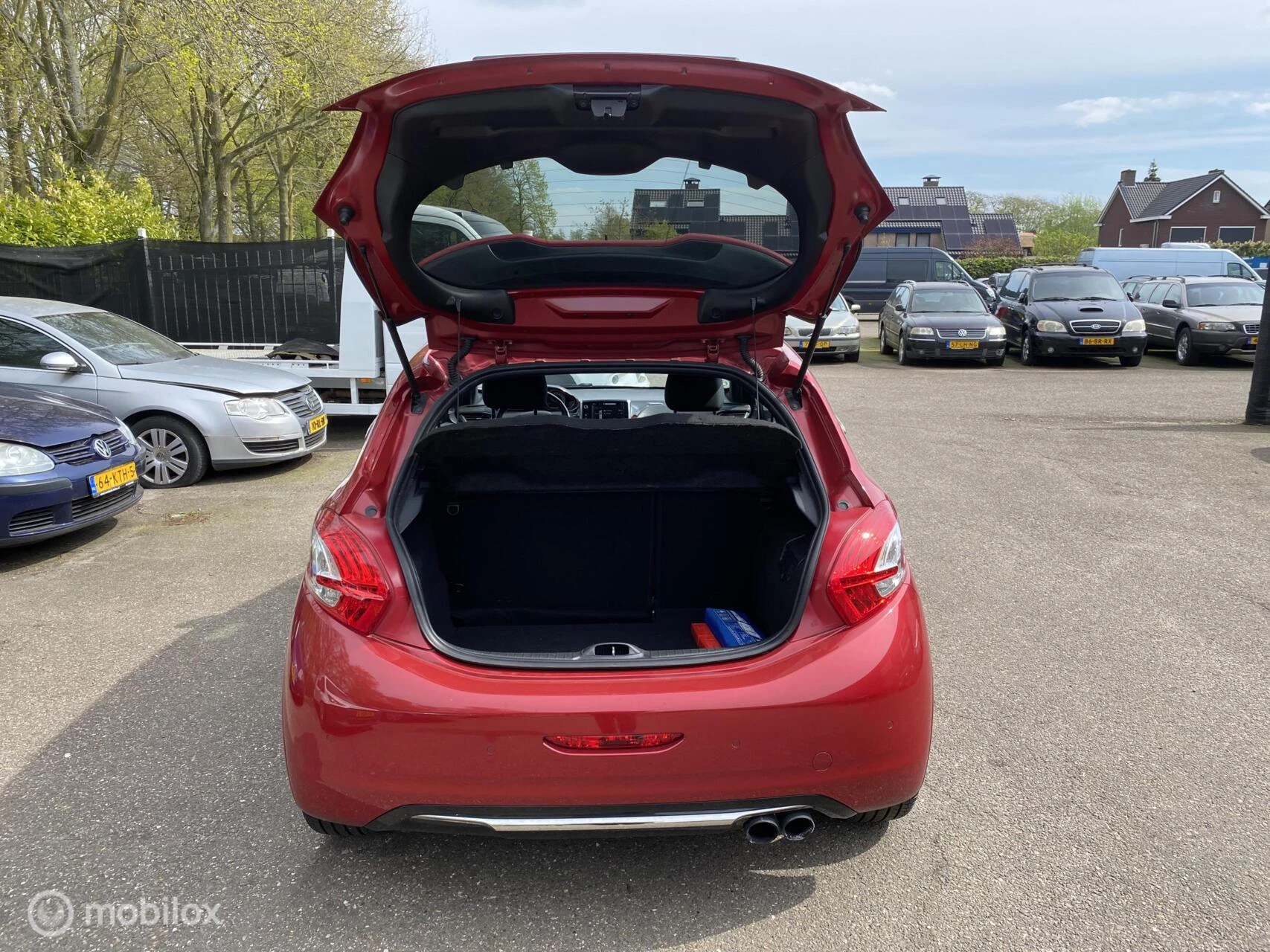 Hoofdafbeelding Peugeot 208