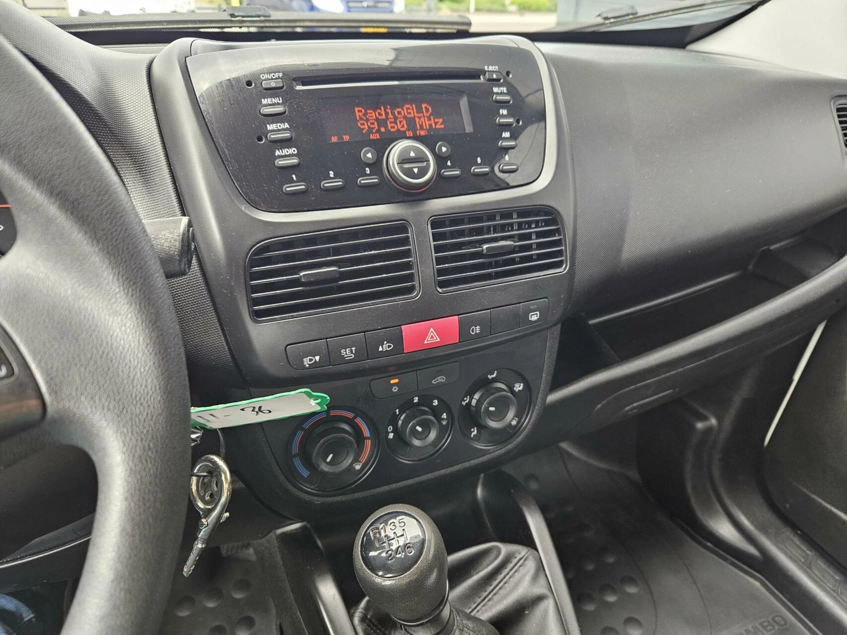 Hoofdafbeelding Opel Combo