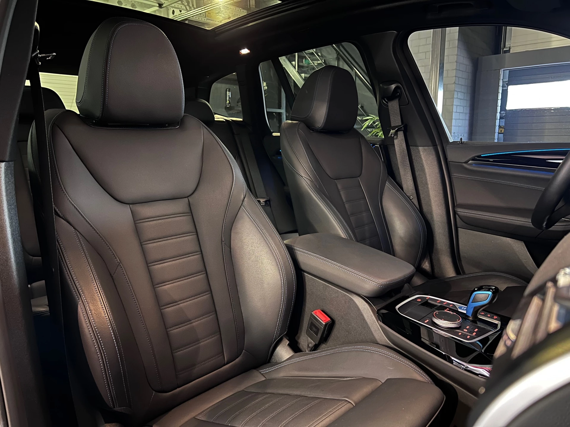 Hoofdafbeelding BMW iX3