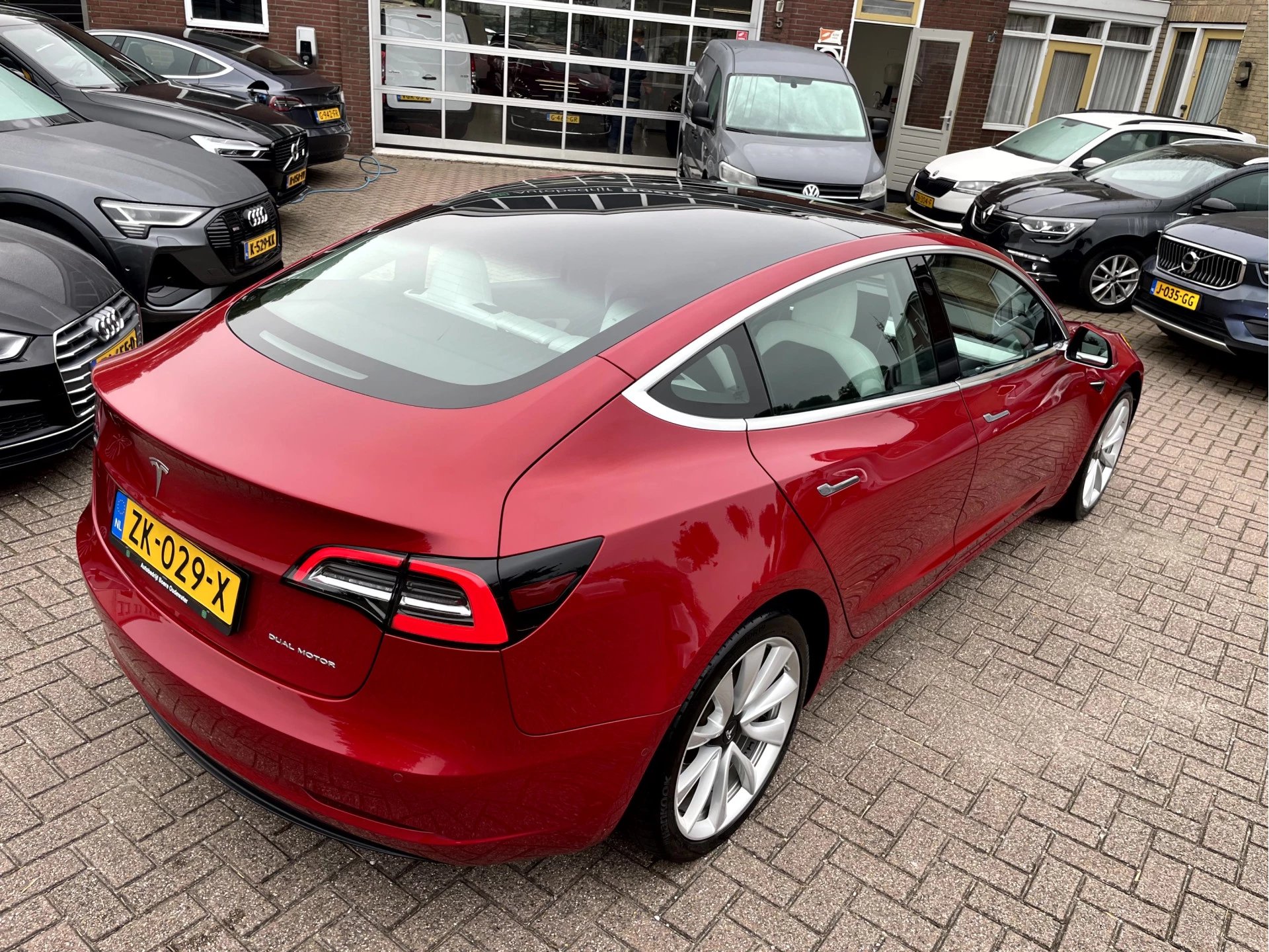 Hoofdafbeelding Tesla Model 3