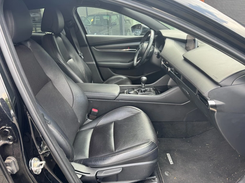 Hoofdafbeelding Mazda 3