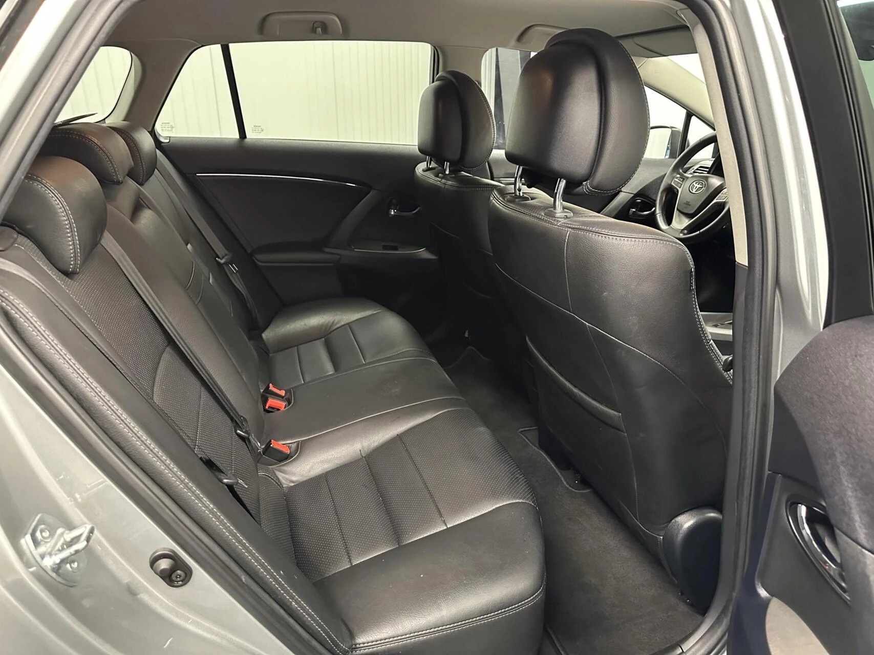 Hoofdafbeelding Toyota Avensis