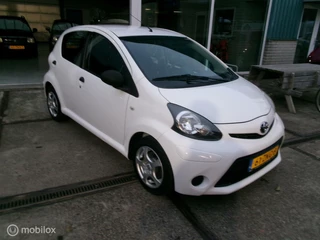 Toyota Aygo 1.0 VVT-i Comfort Airco .