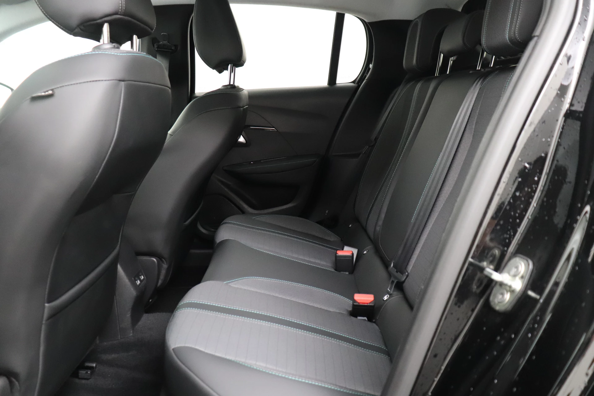 Hoofdafbeelding Peugeot e-208