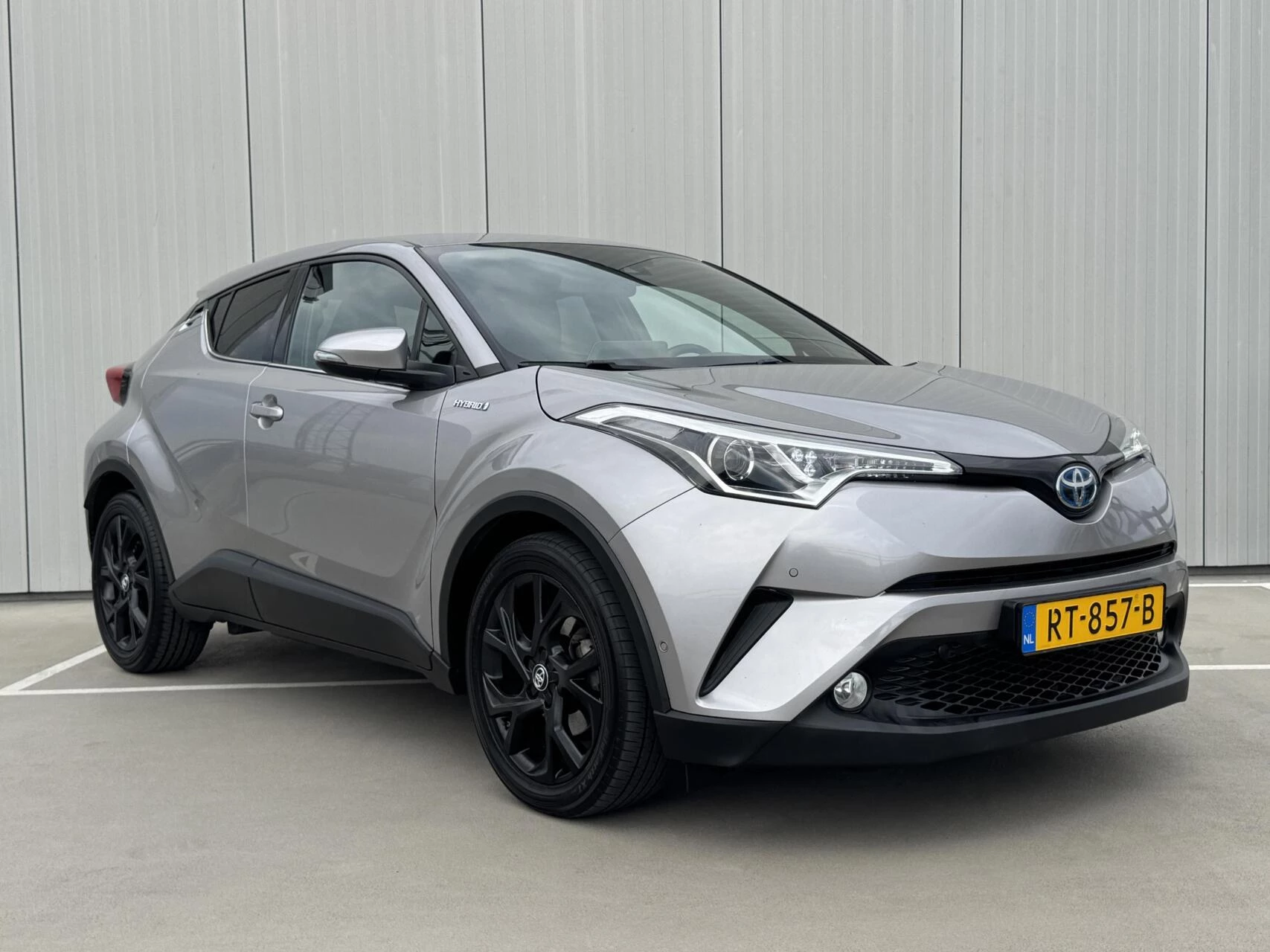 Hoofdafbeelding Toyota C-HR