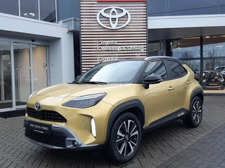 Toyota Yaris Cross 1.5 Hybrid Launch Edition AWD PANODAK 360-CAMERA JBL-AUDIO LEDER STOELVERW BLIND-SPOT NAVI ELEK-ACHTERKLEP DRAADLOOS-LADEN KEYLESS AD-CRUISE DAB+ BLUETOOTH
