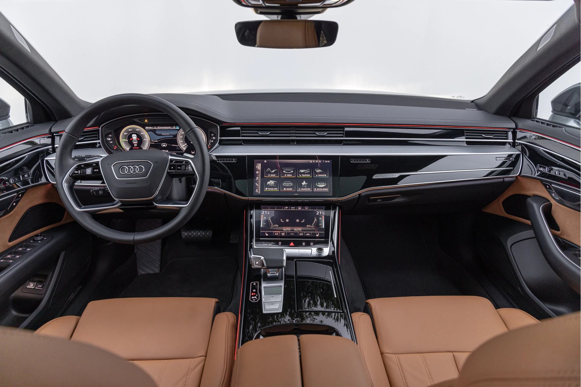 Hoofdafbeelding Audi A8