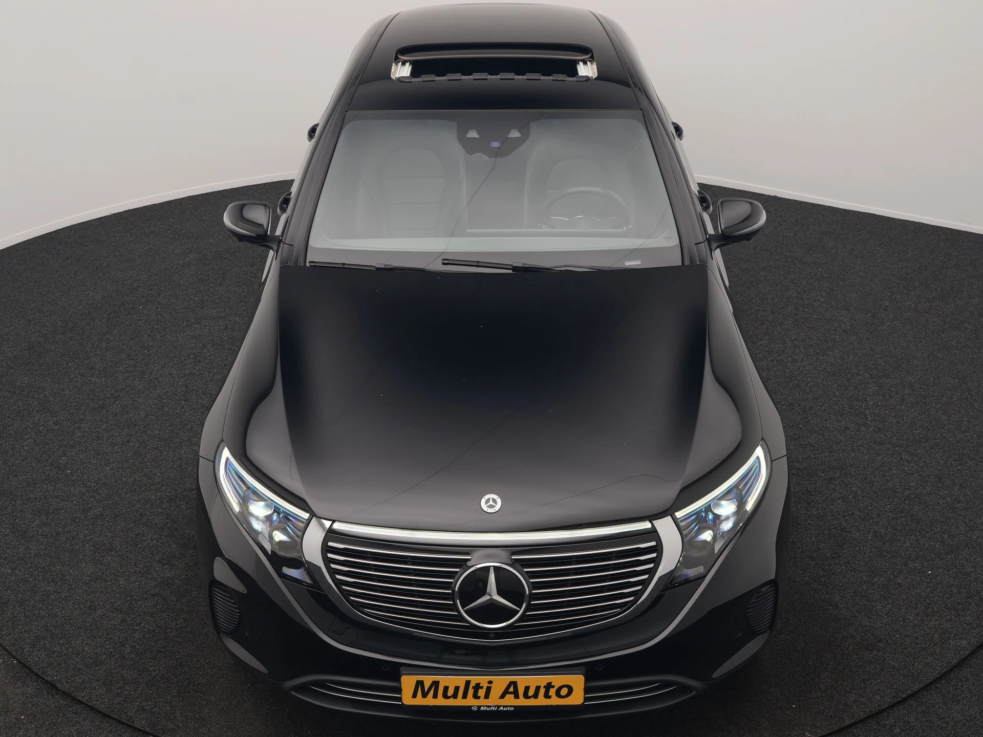 Hoofdafbeelding Mercedes-Benz EQC
