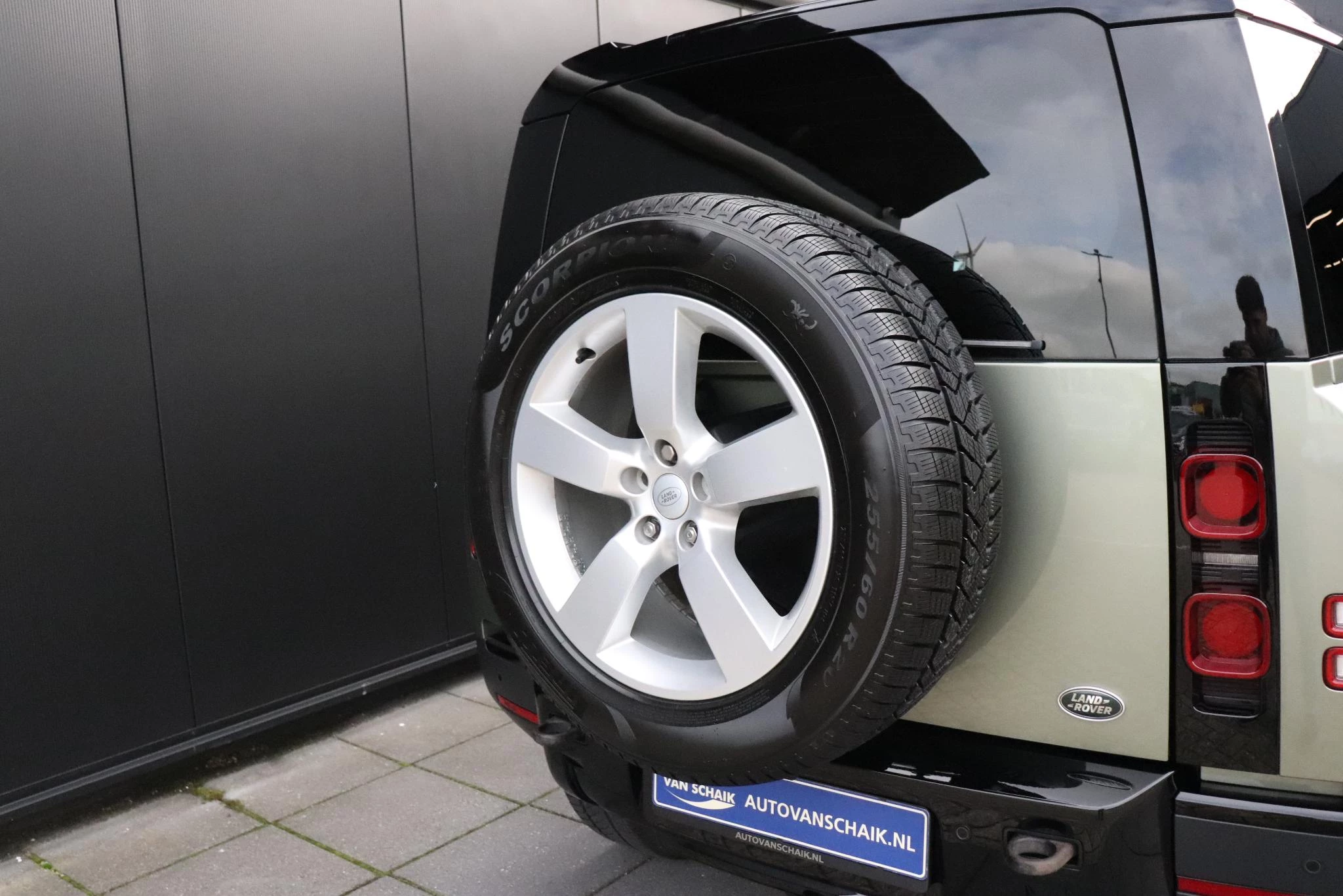 Hoofdafbeelding Land Rover Defender