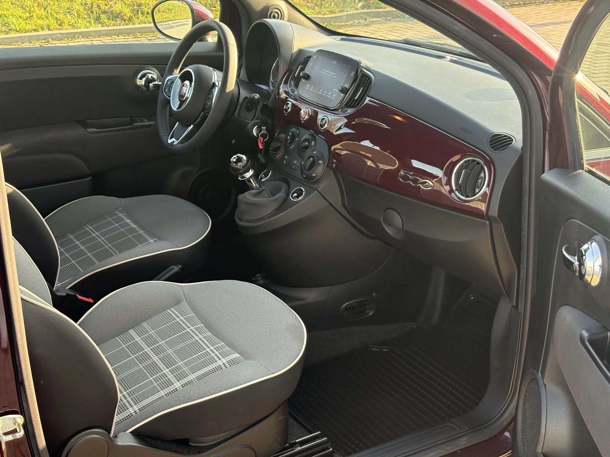 Hoofdafbeelding Fiat 500