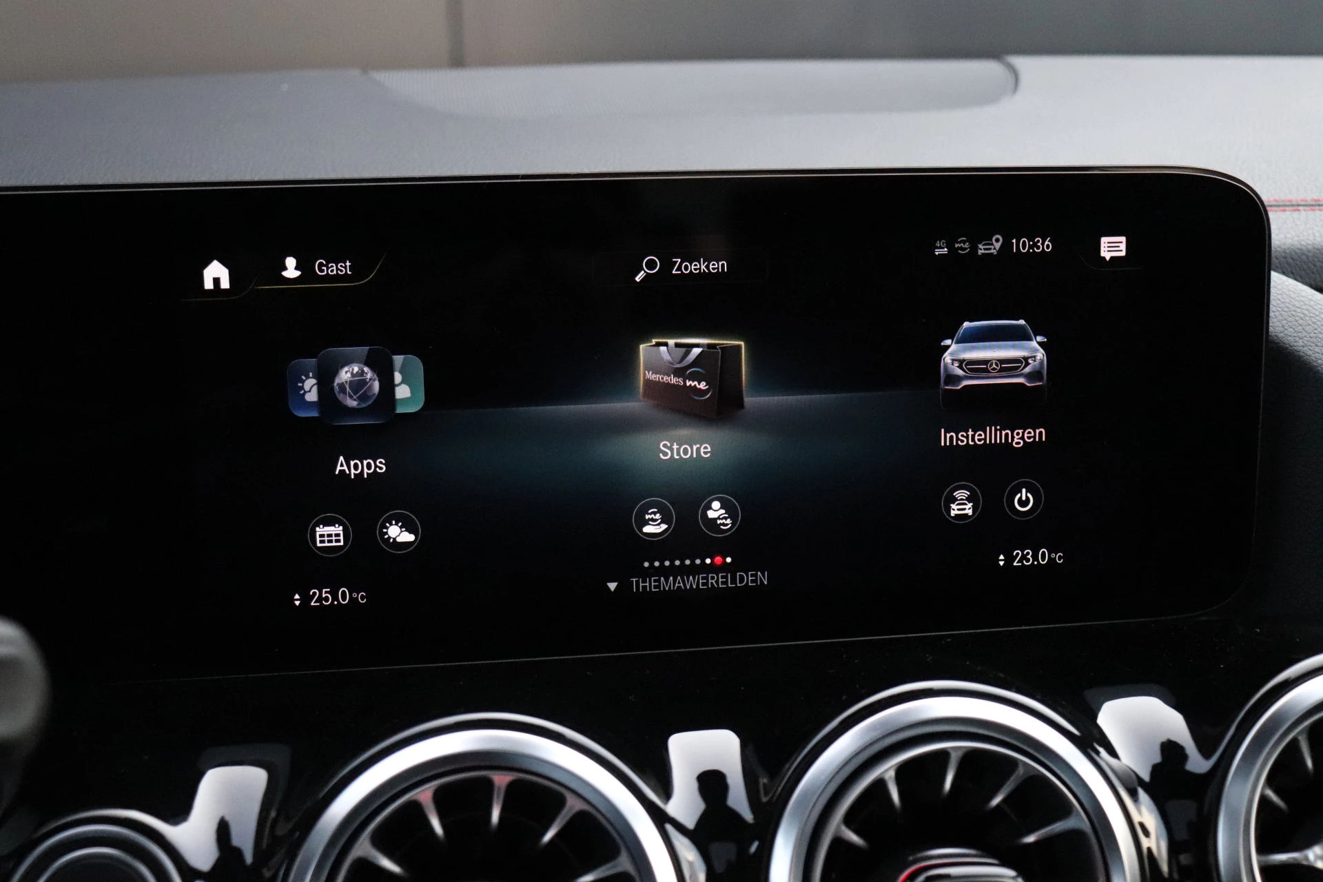 Hoofdafbeelding Mercedes-Benz EQA