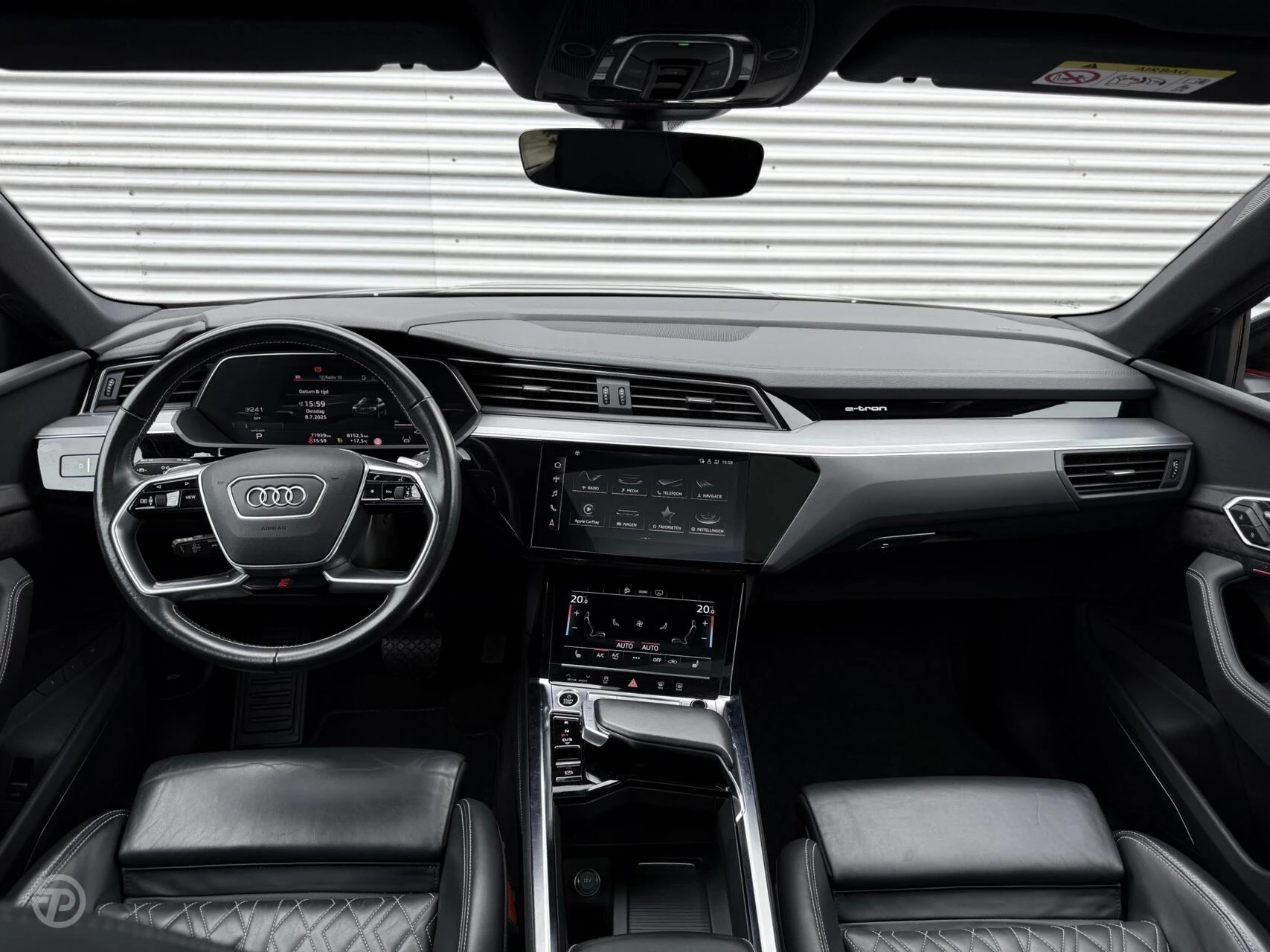 Hoofdafbeelding Audi e-tron