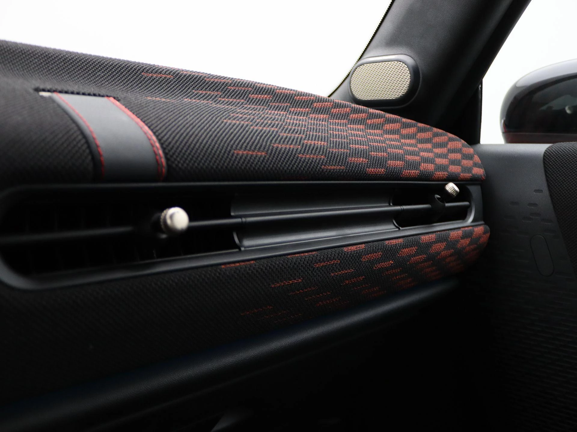 Hoofdafbeelding MINI Cabrio