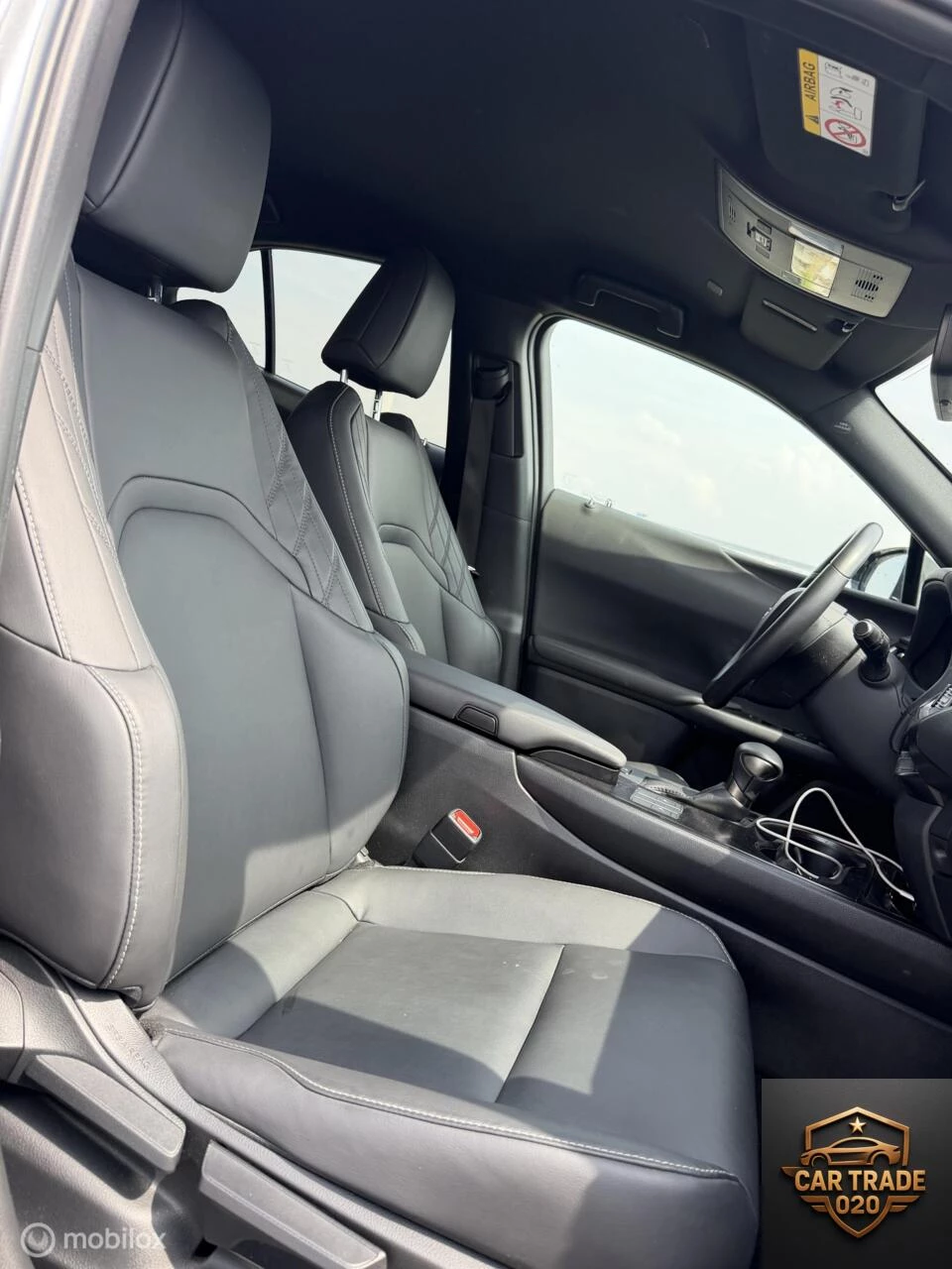 Hoofdafbeelding Lexus UX