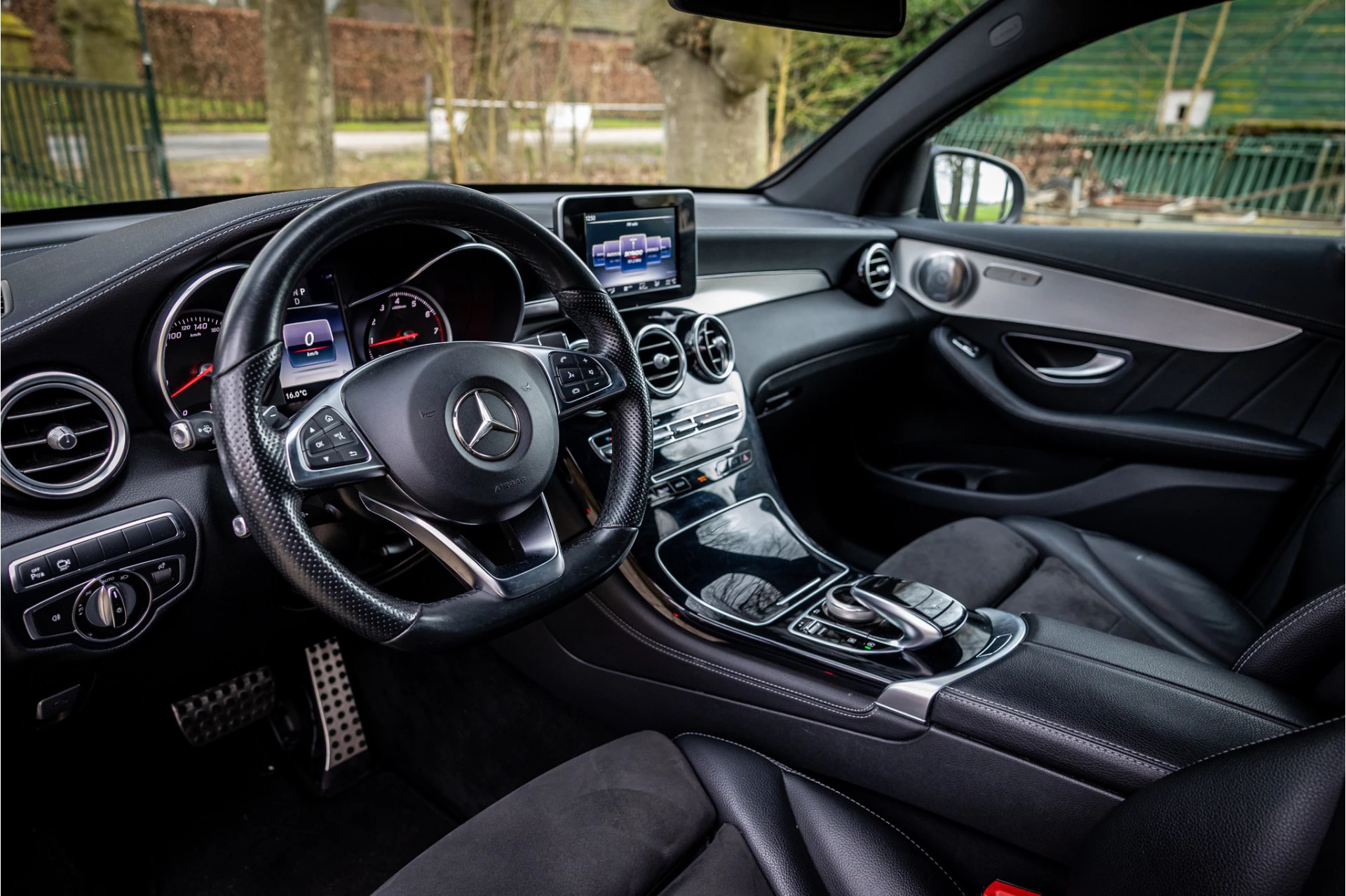 Hoofdafbeelding Mercedes-Benz GLC