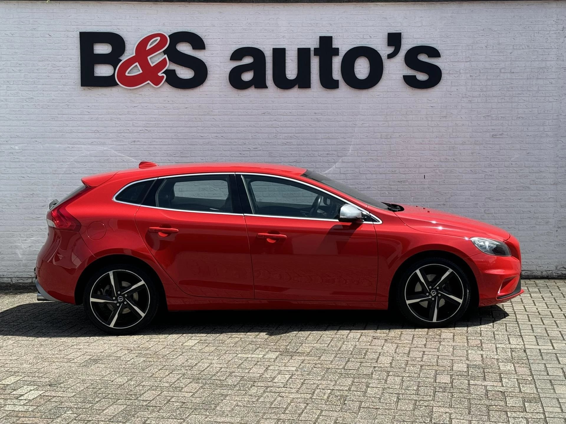 Hoofdafbeelding Volvo V40