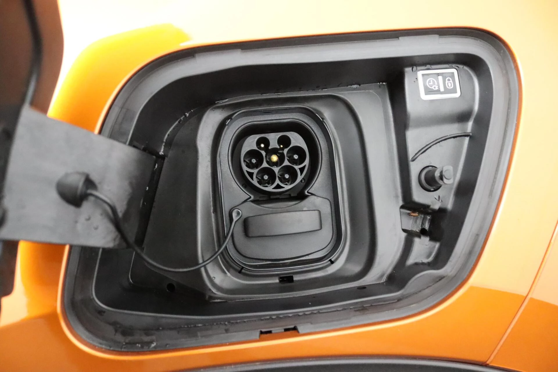 Hoofdafbeelding Peugeot e-2008