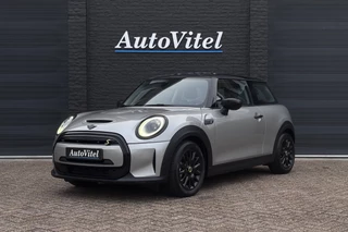 Hoofdafbeelding MINI Electric MINI Electric Cooper SE 33 kWh | Camera | Sportleder | Comfort Access | Stoelverwarming | LED