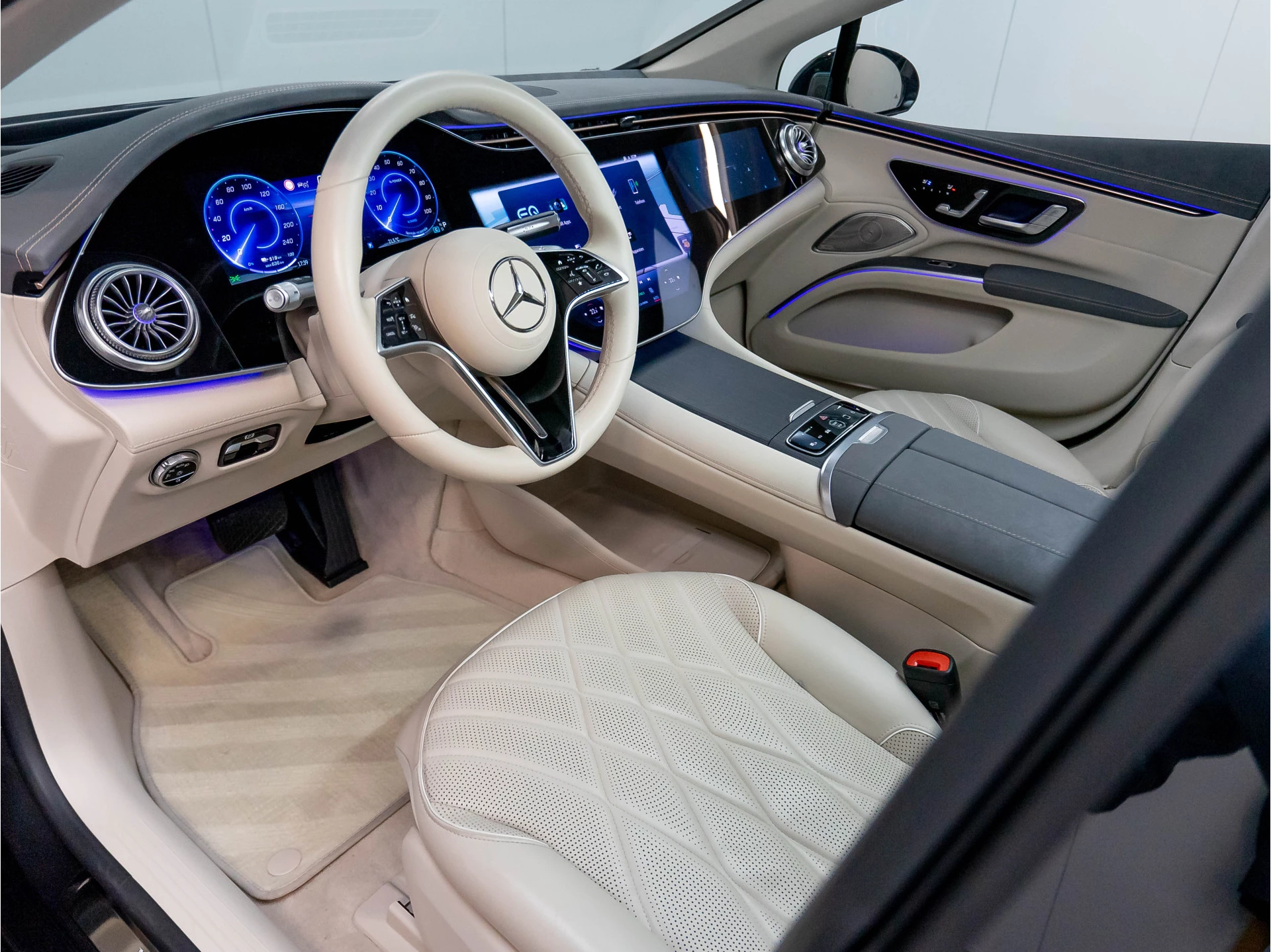 Hoofdafbeelding Mercedes-Benz EQS