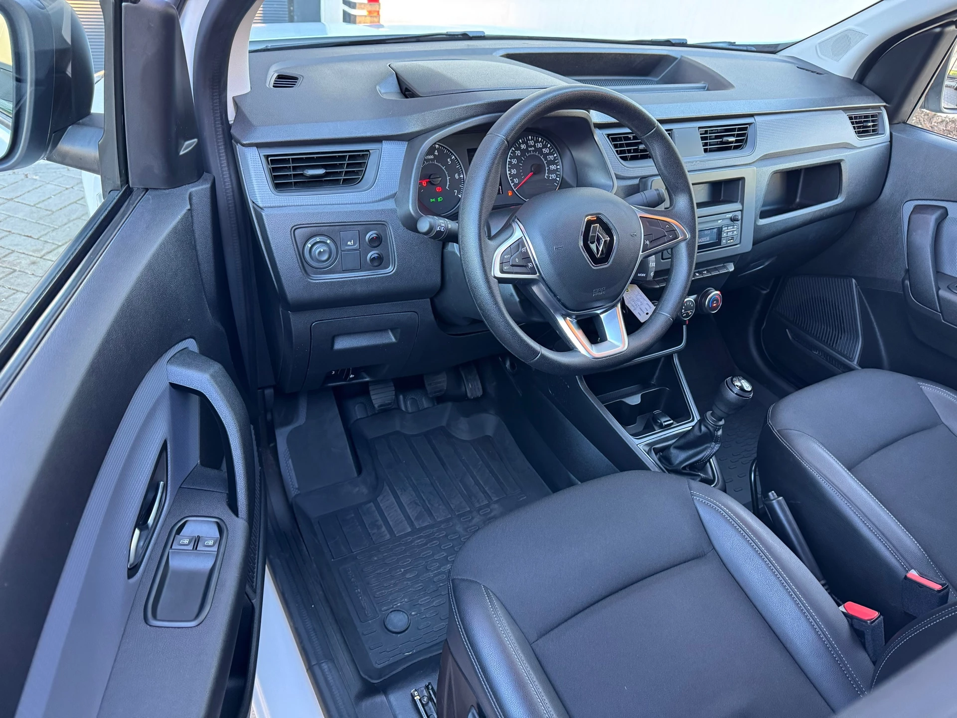 Hoofdafbeelding Renault Express