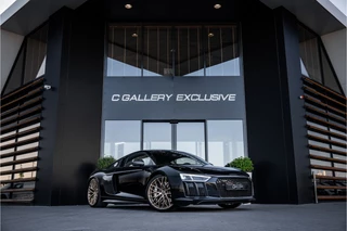 Hoofdafbeelding Audi R8 Audi R8 5.2 FSI quattro Plus - Carbon | Keramisch | B&O | Camera