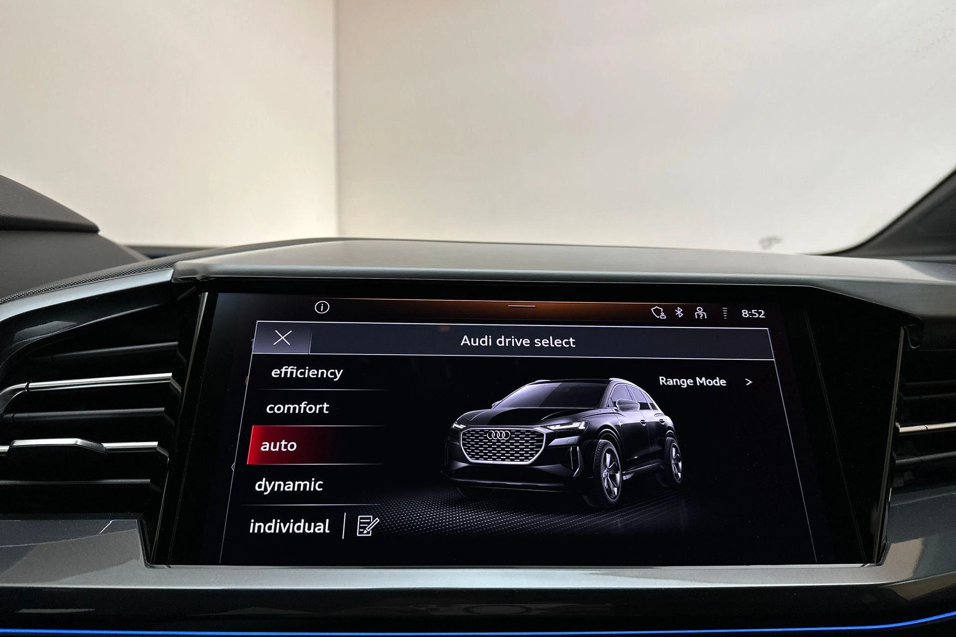 Hoofdafbeelding Audi Q4 e-tron