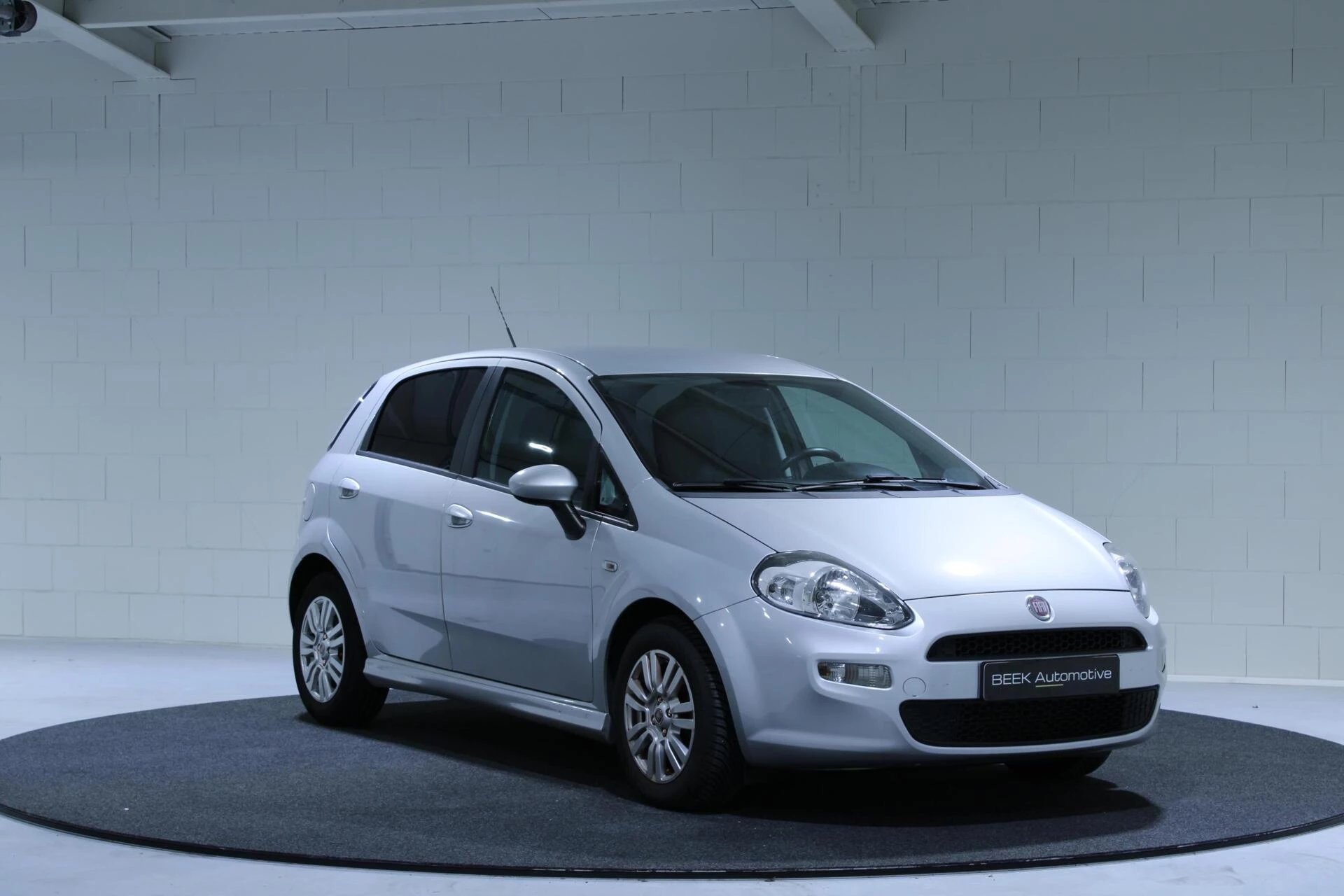 Hoofdafbeelding Fiat Punto