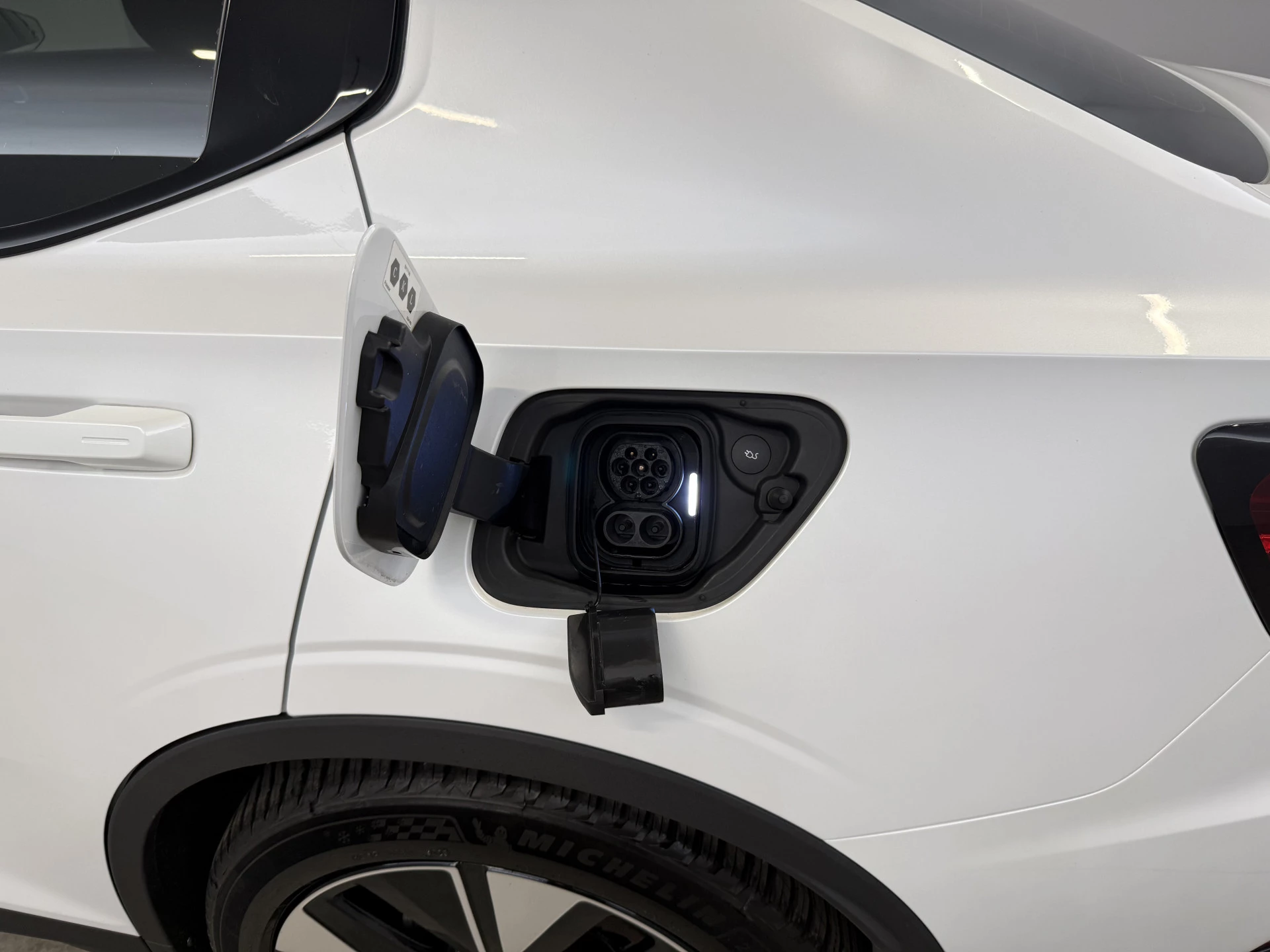 Hoofdafbeelding Polestar 2