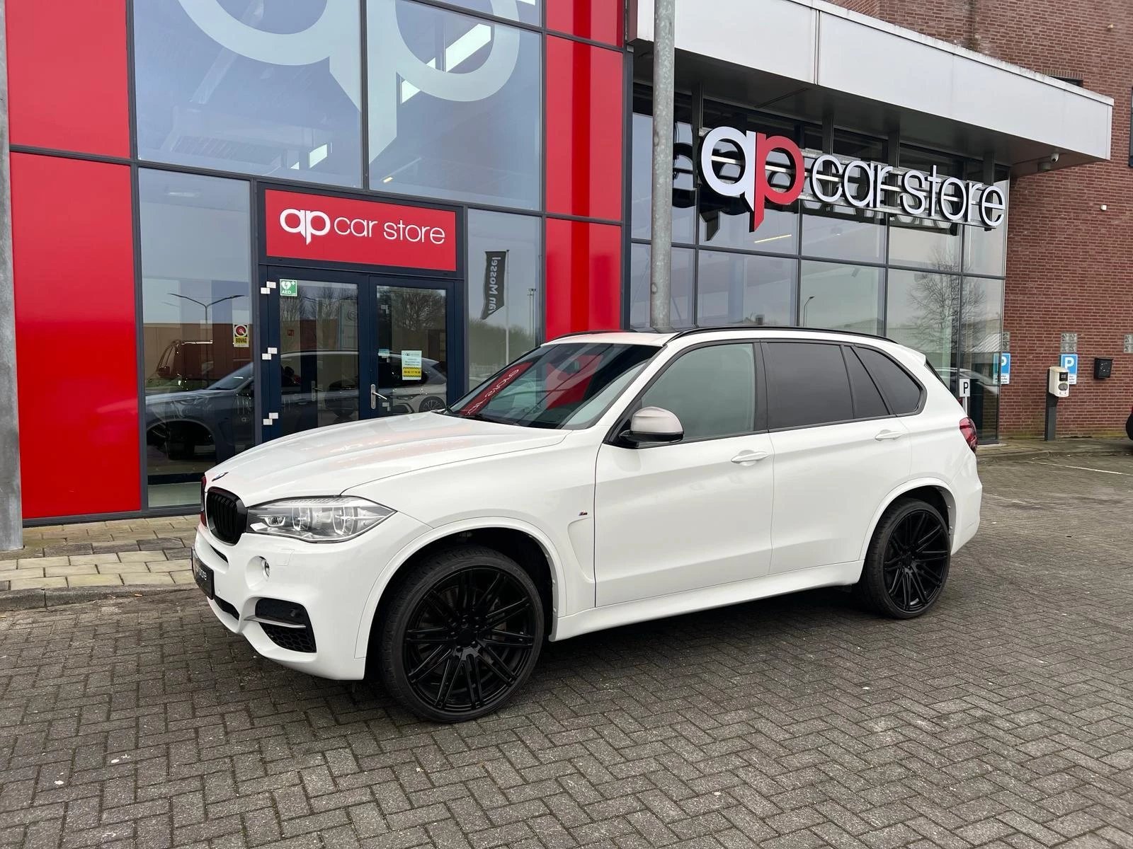 Hoofdafbeelding BMW X5