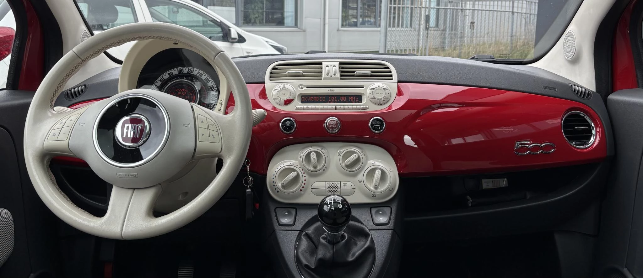 Hoofdafbeelding Fiat 500