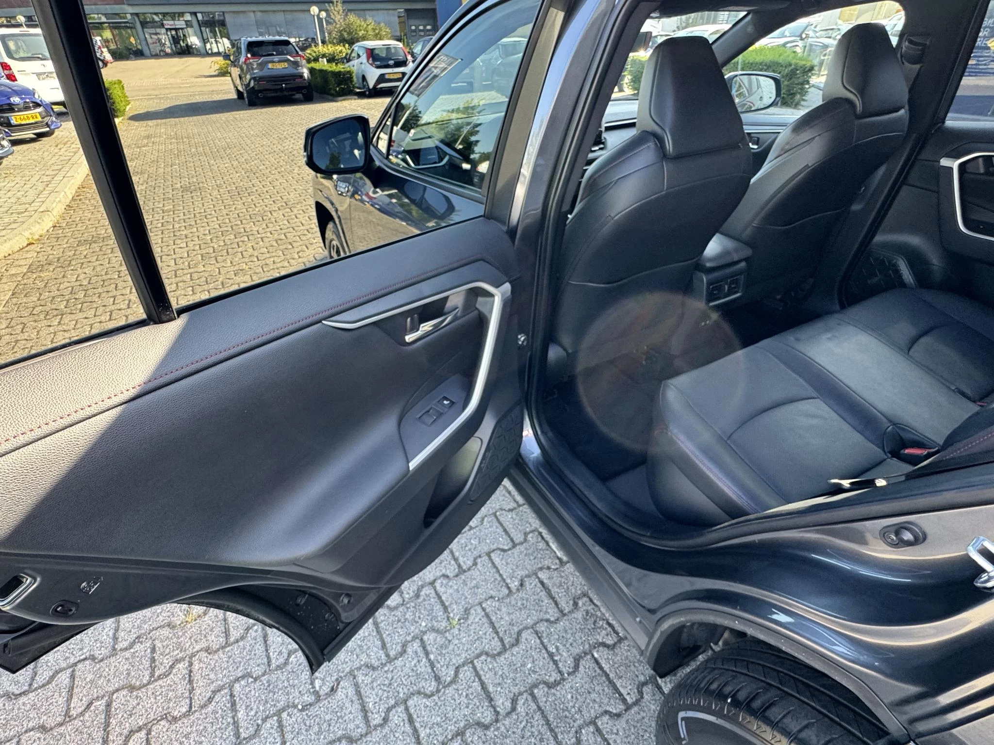 Hoofdafbeelding Toyota RAV4