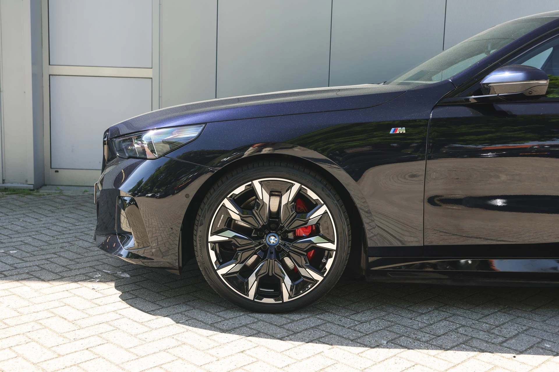 Hoofdafbeelding BMW i5