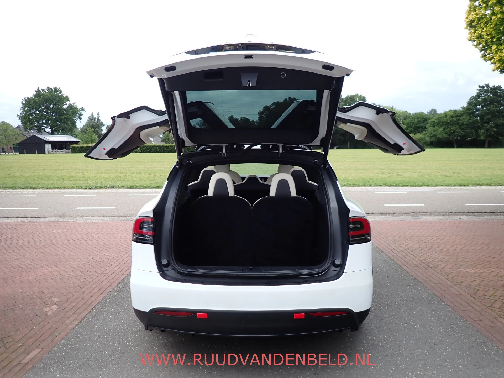 Hoofdafbeelding Tesla Model X
