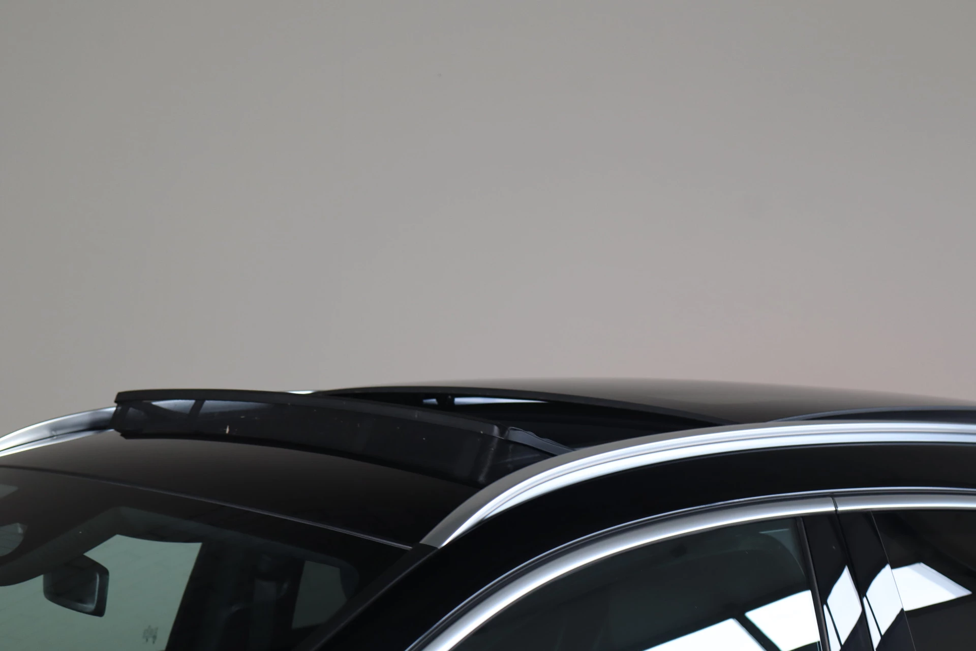 Hoofdafbeelding Mercedes-Benz EQA