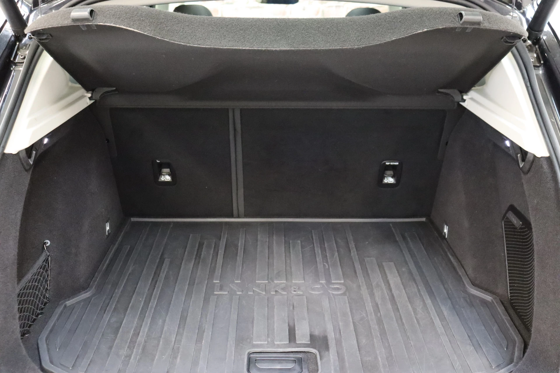 Hoofdafbeelding Lynk & Co 01