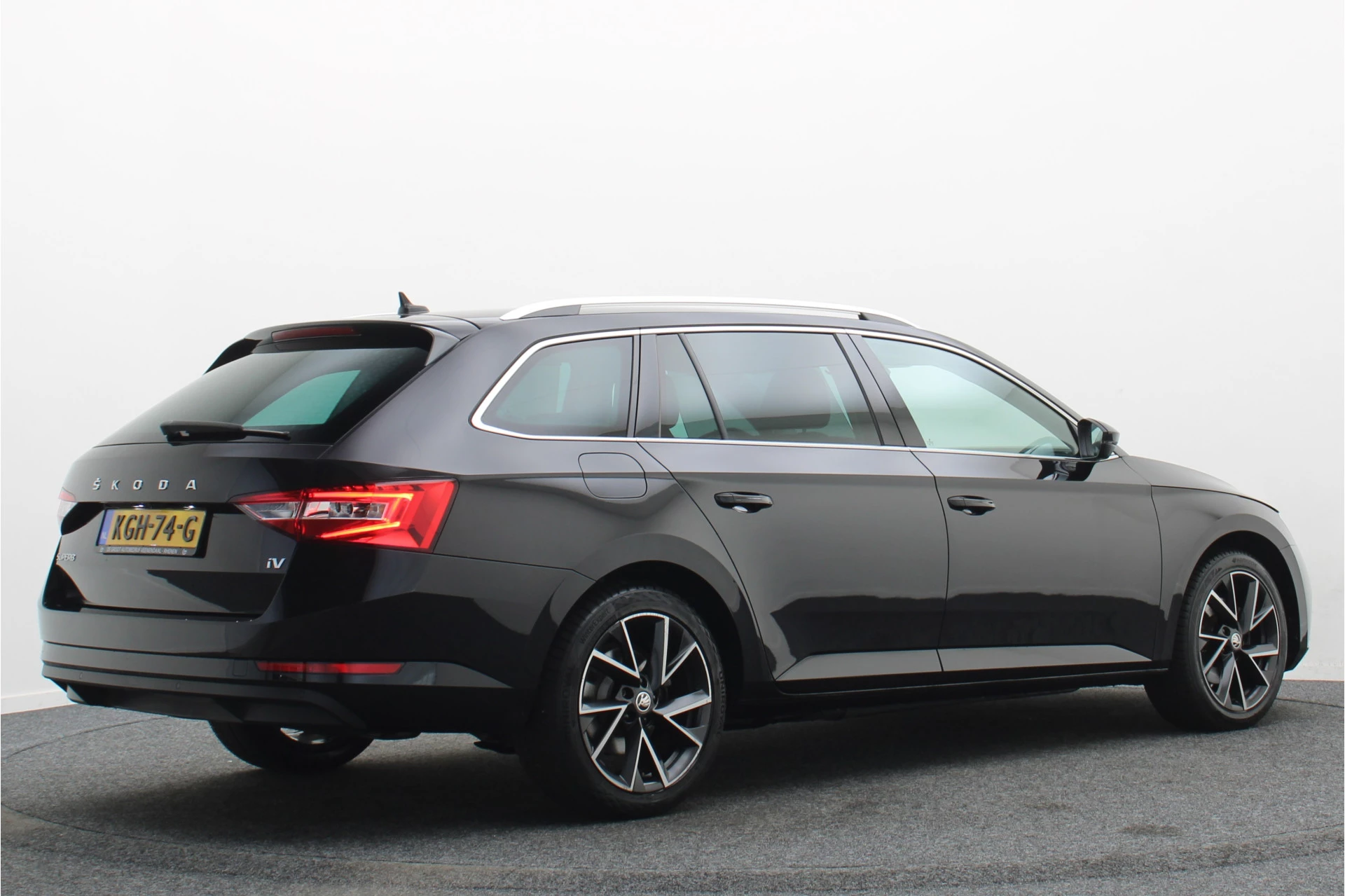 Hoofdafbeelding Škoda Superb