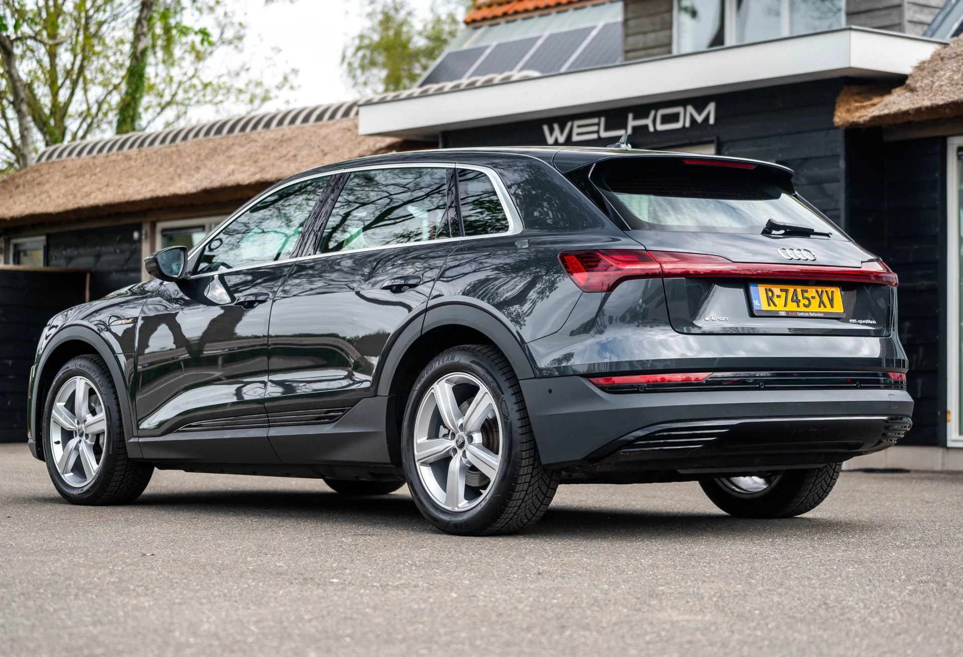 Hoofdafbeelding Audi e-tron