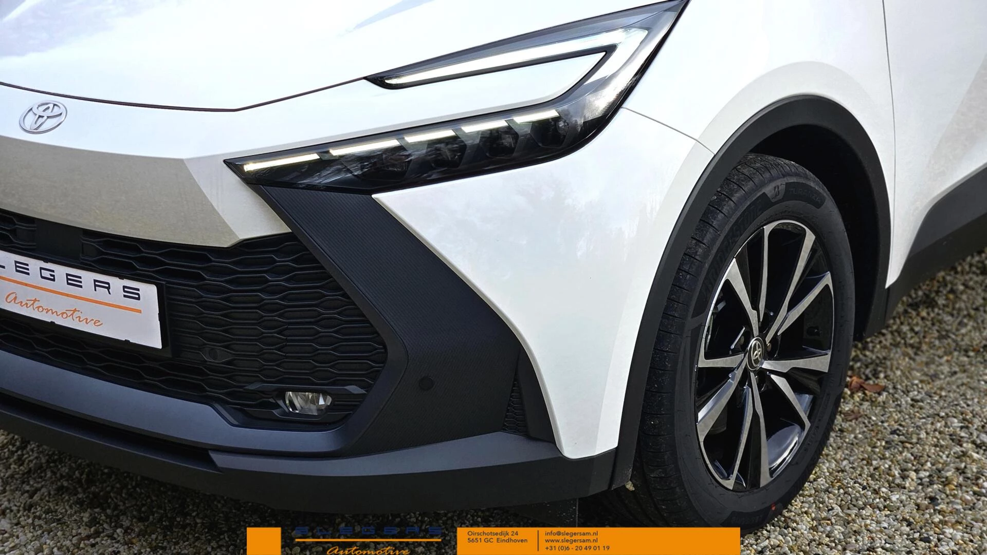 Hoofdafbeelding Toyota C-HR