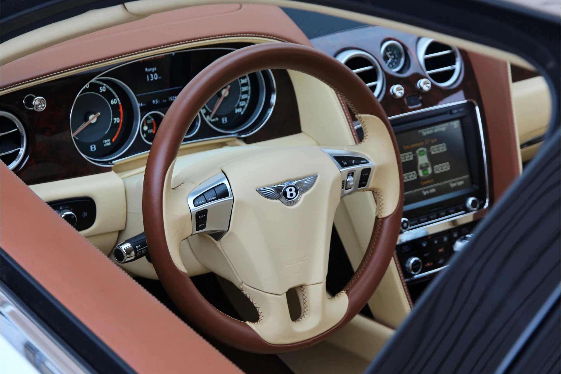 Hoofdafbeelding Bentley Flying Spur