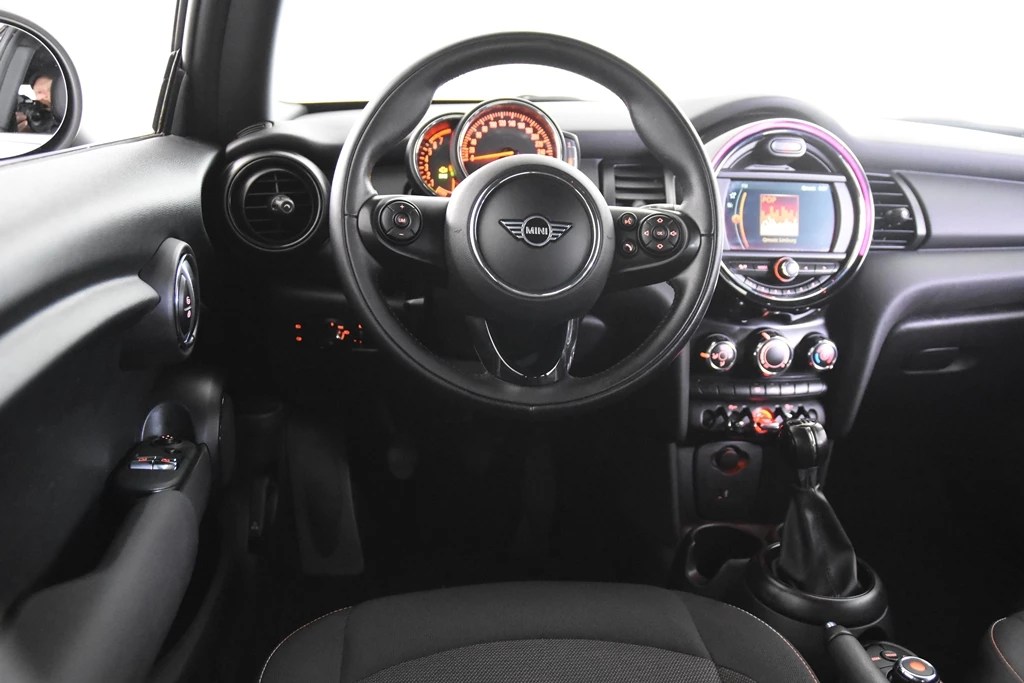 Hoofdafbeelding MINI One