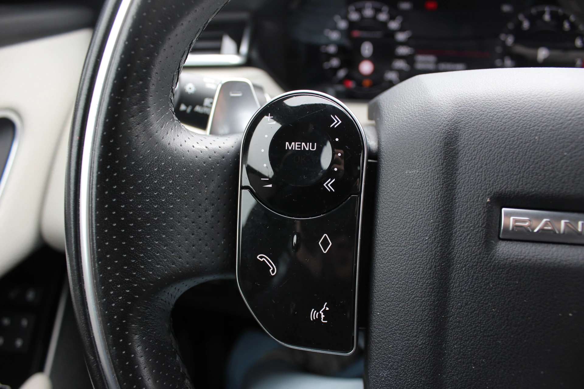 Hoofdafbeelding Land Rover Range Rover Velar