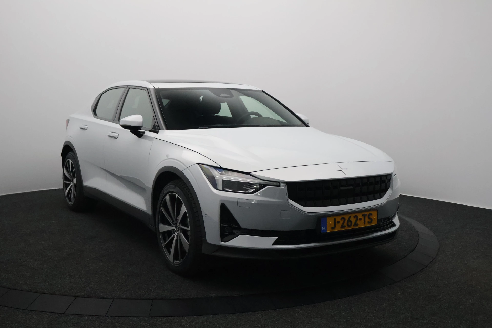 Hoofdafbeelding Polestar 2
