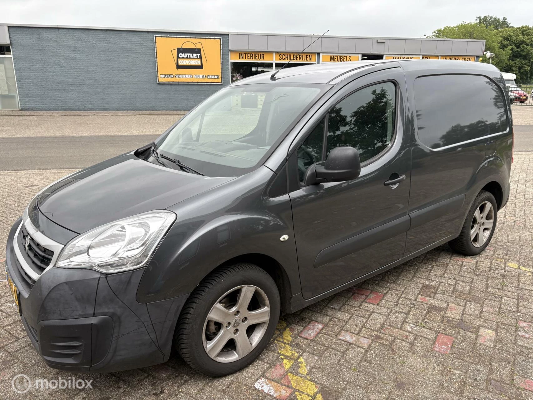 Hoofdafbeelding Peugeot Partner