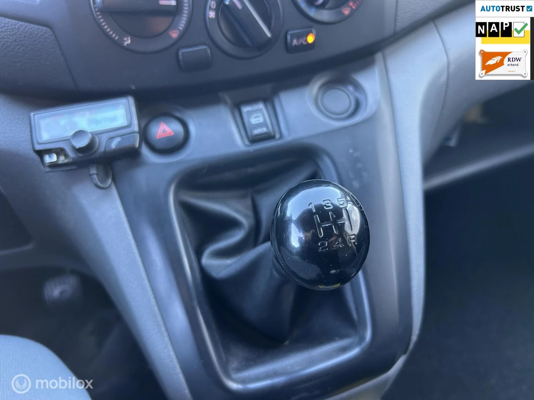 Hoofdafbeelding Nissan NV200