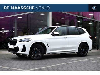 BMW X3 xDrive30e High Executive M Sport Automaat / Panoramadak / Trekhaak / LED / Sportstoelen / Stoelverwarming / Active Cruise Control / Live Cockpit Professional / Parking Assistant