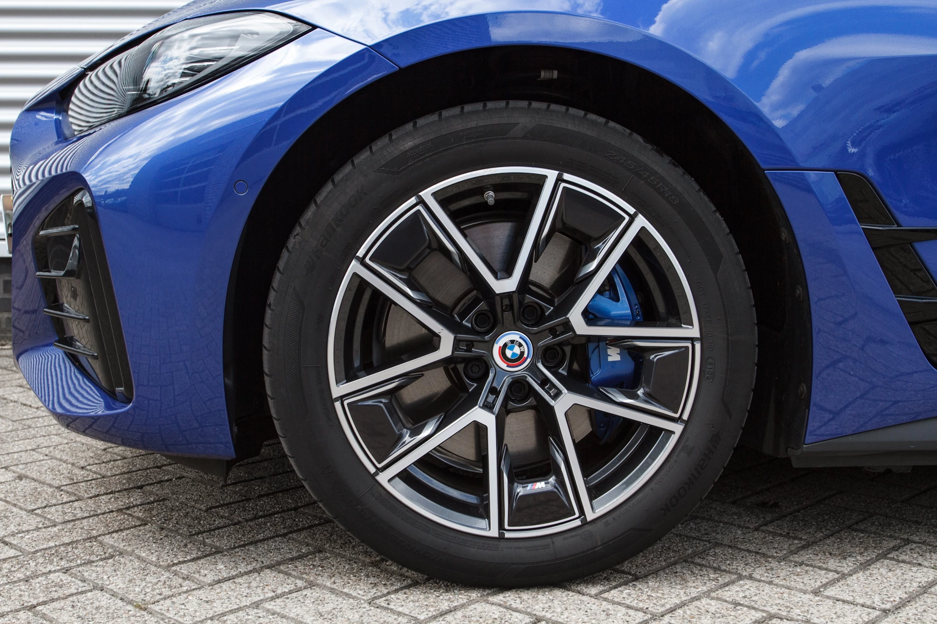Hoofdafbeelding BMW i4
